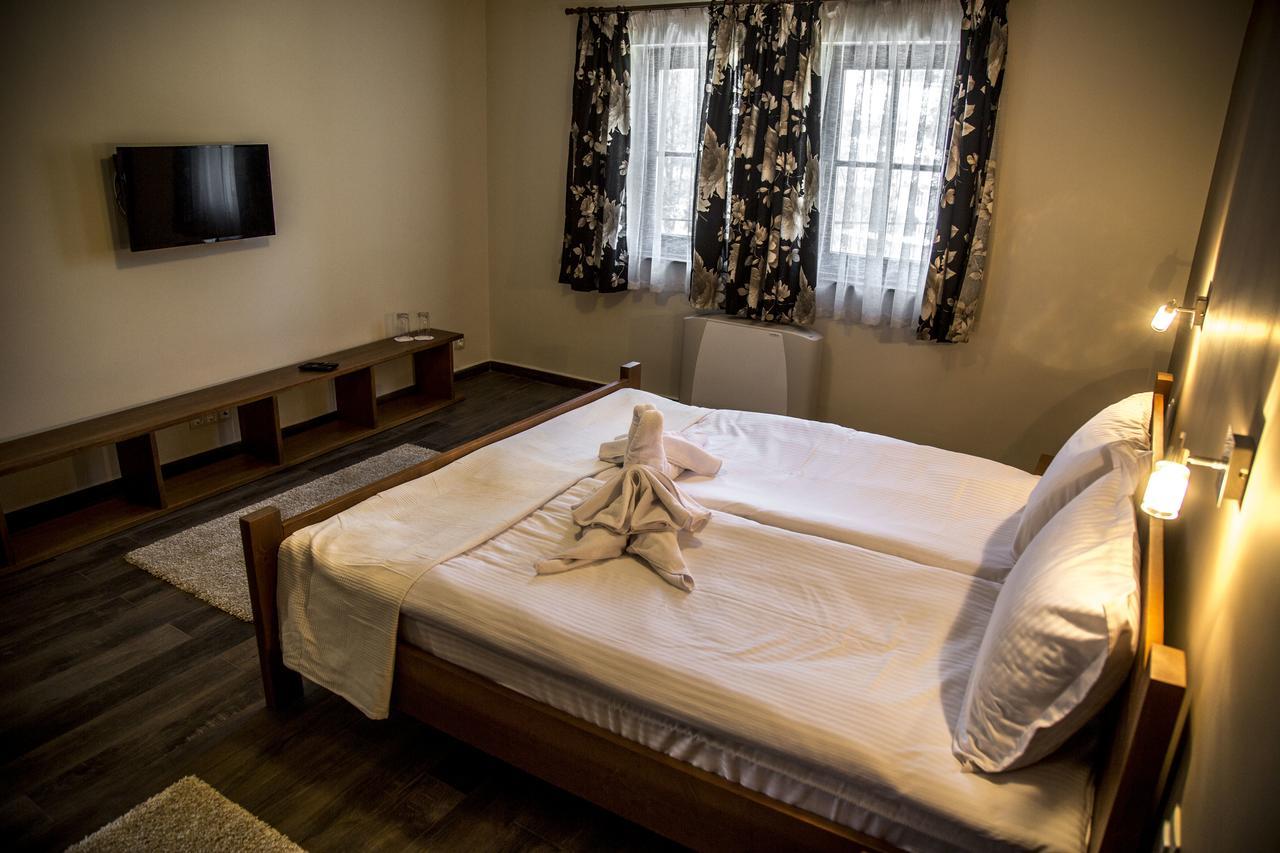 Red House Villa Koprivshtitsa Ngoại thất bức ảnh